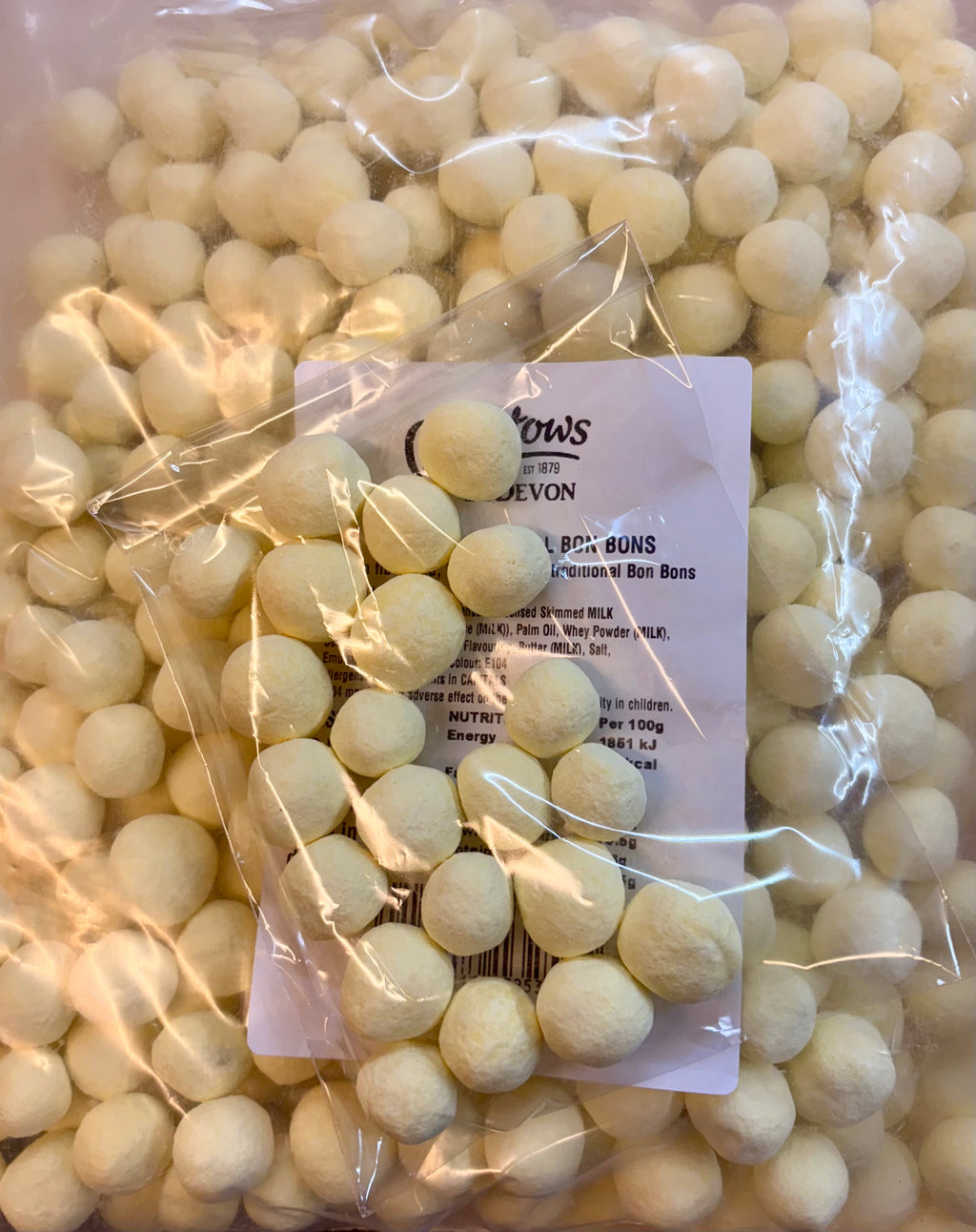 Traditional lemon bonbons